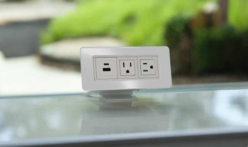 Power & Connectivity