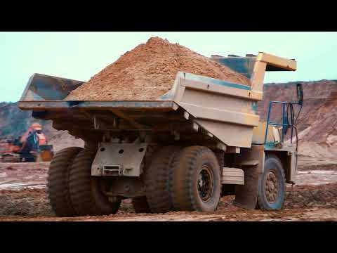 General-Purpose Utility Step Wheel Chock with Cored Bottom, 20,000 lb Load Capacity, Trucks & Trailers